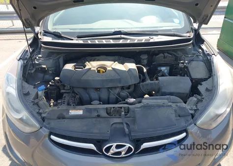 2013 Hyundai Elantra Gls/Limited from USA, damaged, VIN 5NPDH4AE0DH172663